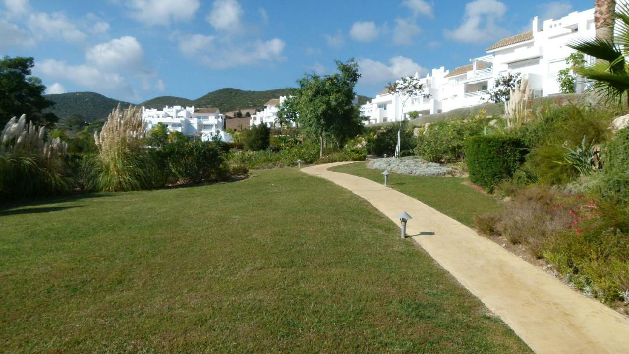 Alcazaba Lagoon Estepona Golf Lägenhet Exteriör bild